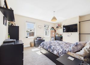 Bedroom- click for photo gallery